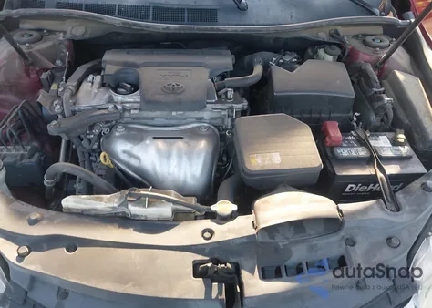 2015 Toyota Camry Se z USA, uszkodzony, nr VIN 4T1BF1FK3FU986644